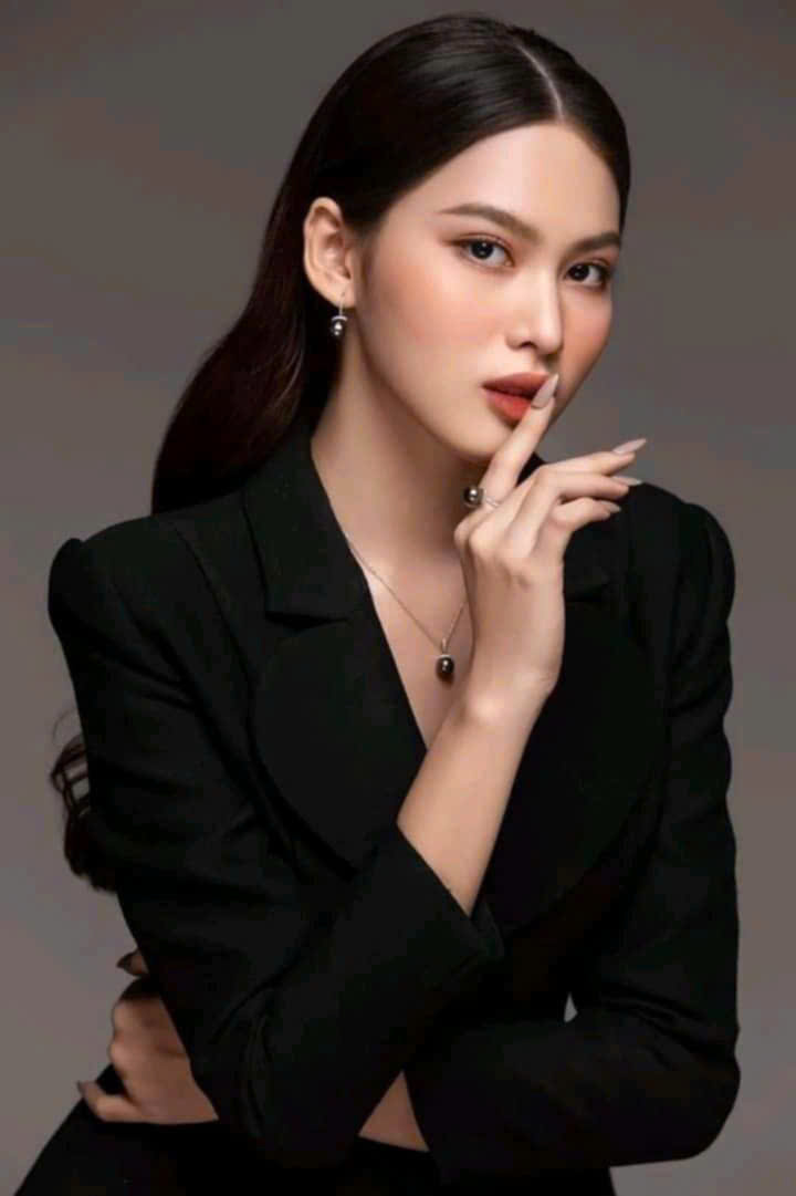 phun môi màu nào đẹp cho tuổi 40
